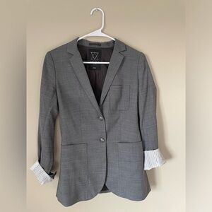 Aritzia Tulula Exeter Grey Blazer jacket size 2 NWOT NO WEAR